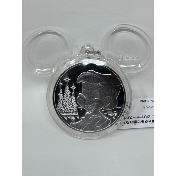 Tokyo Disney Sea 2005 Commemorative Coin Pinocchio Christmas Souvenir Keychain i - Picture 1 of 8